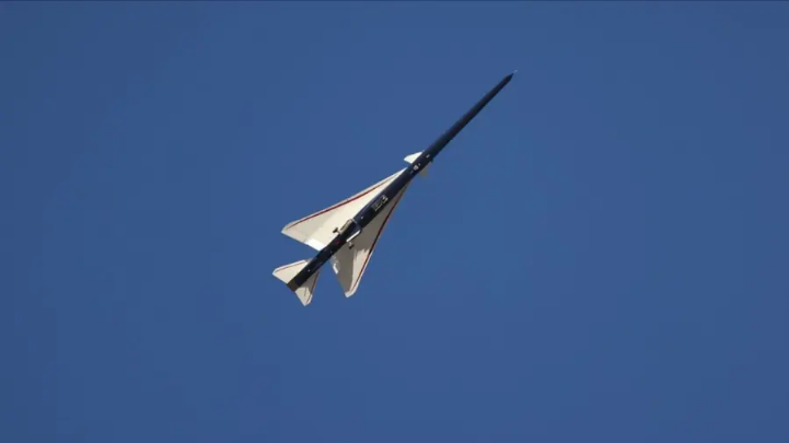 Máy bay siêu thanh X-59 bay thử nghiệm thành công